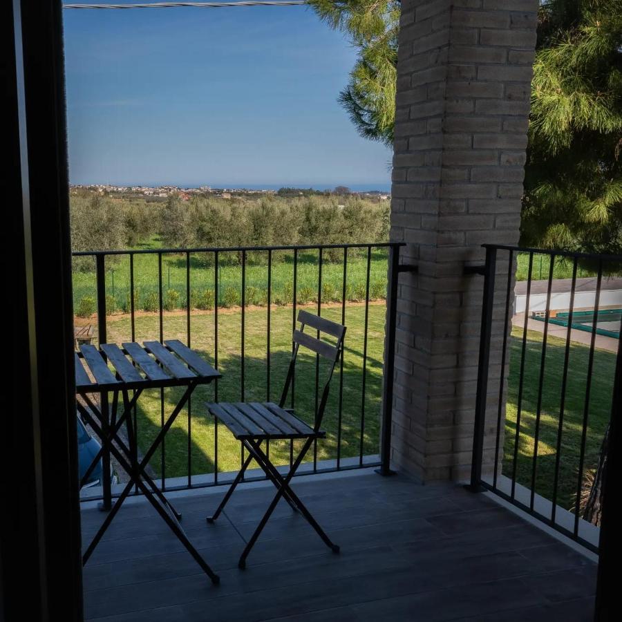 Casale Ferrantino Guest House Giulianova Exterior photo