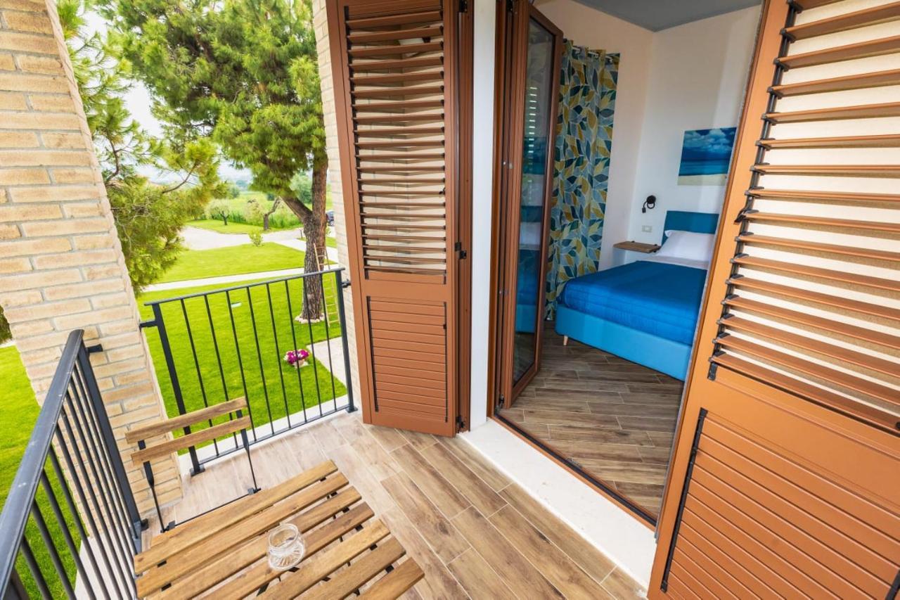 Casale Ferrantino Guest House Giulianova Exterior photo