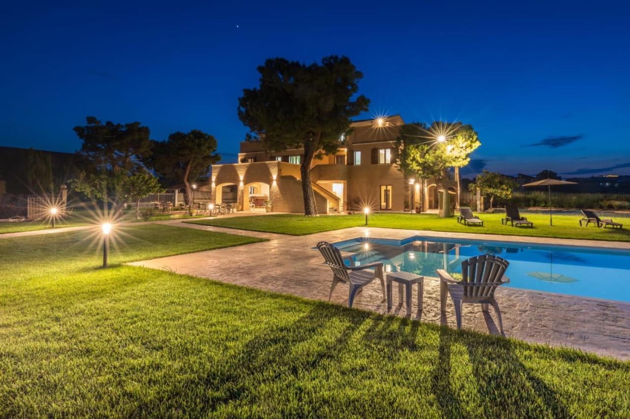 Casale Ferrantino Guest House Giulianova Exterior photo
