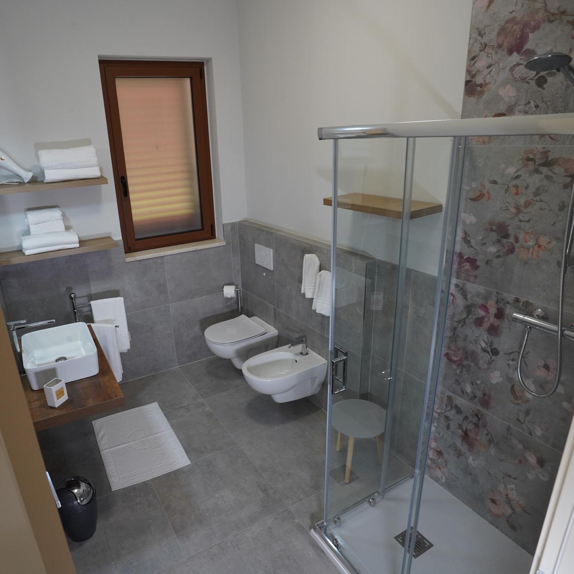 Casale Ferrantino Guest House Giulianova Exterior photo